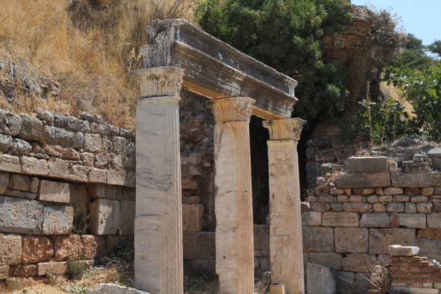 Ancient greek courtyard
