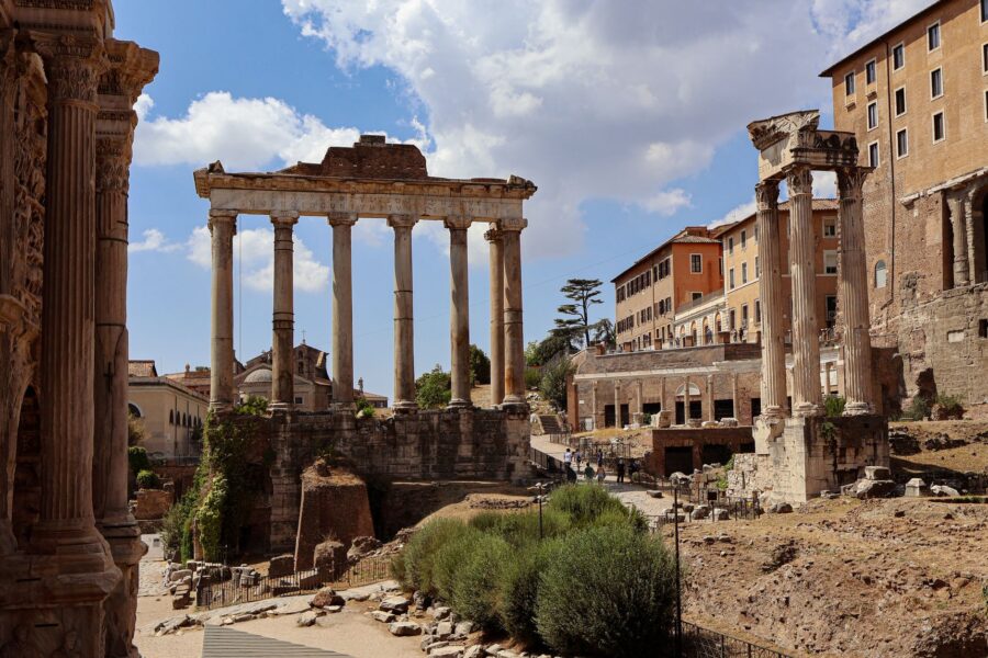 Roman apartment building