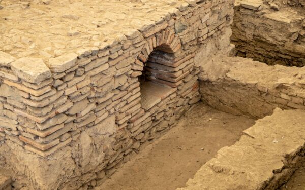 How Indus Valley wells and drains kept ancient cities clean and surprisingly livable