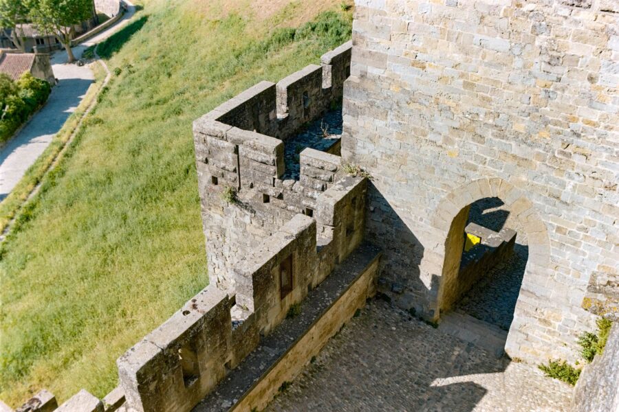 Medieval siege ladder