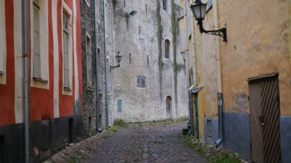 How the dancing plague of 1518 exposed the stresses of a restless city