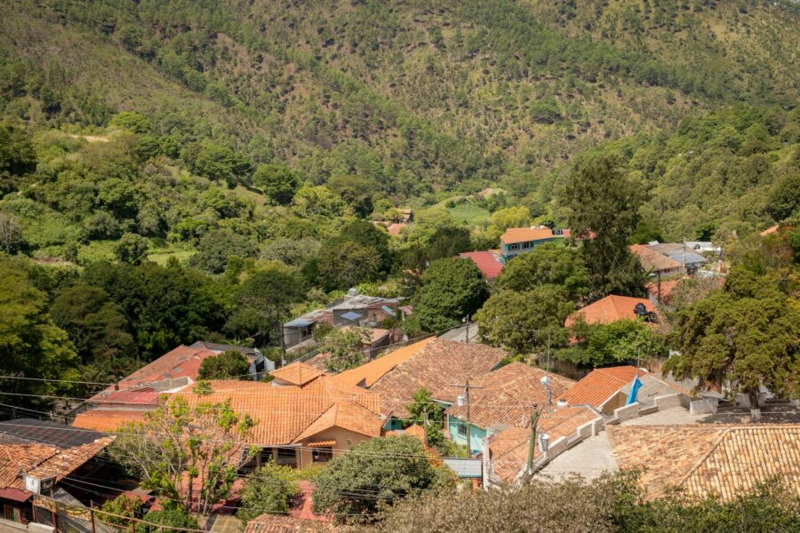 Border village salvador