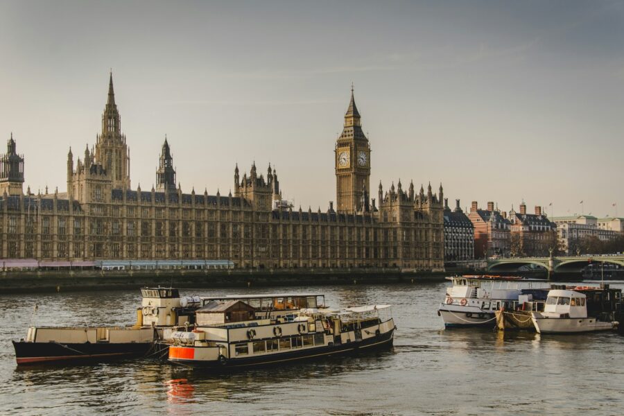 Victorian london river