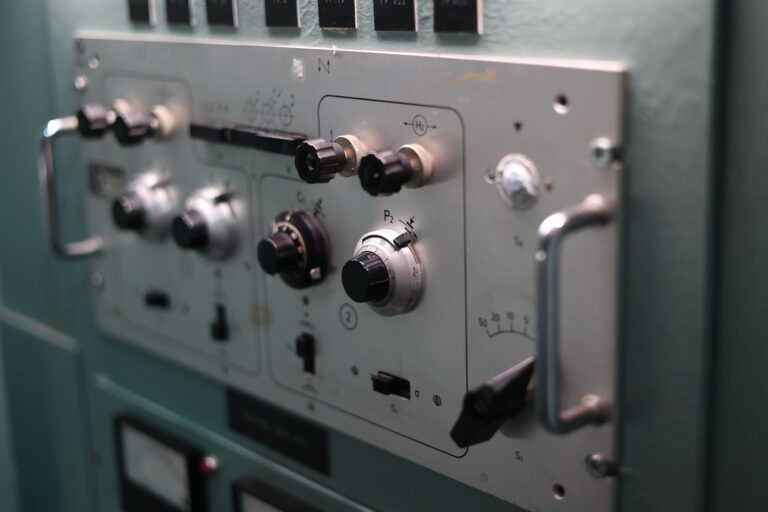 Radium dial factory