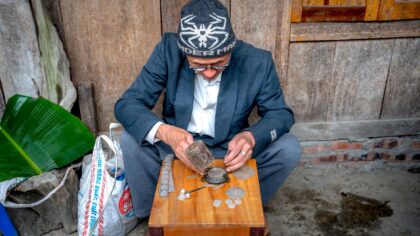 How early coins and cowrie shells shaped everyday money habits