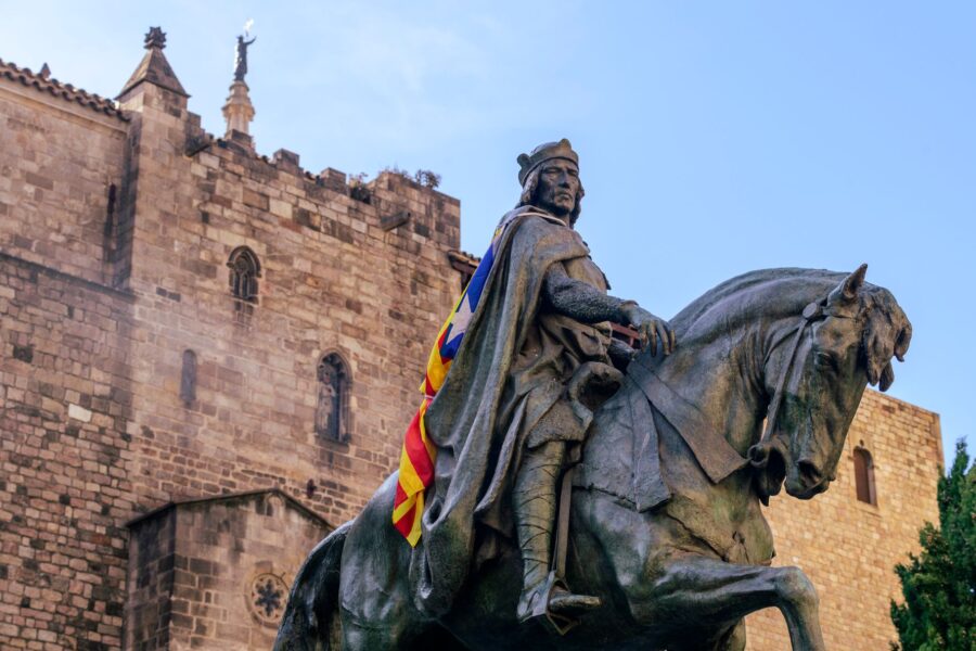 Joan arc statue
