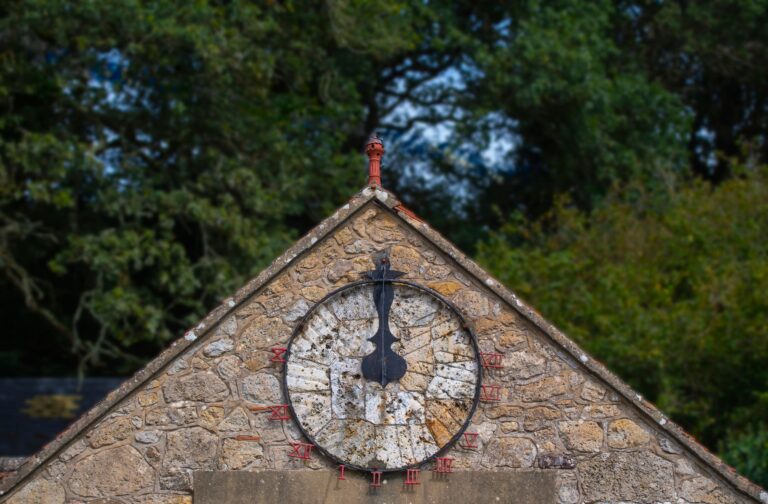 Astronomical clock stone