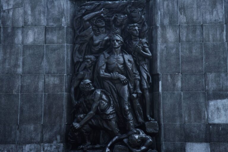 Warsaw ghetto memorial