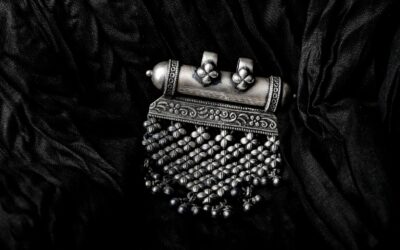 How Victorian hair jewelry turned grief into wearable memory