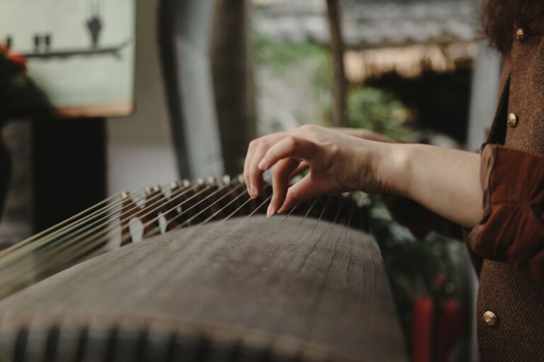 Kora player close